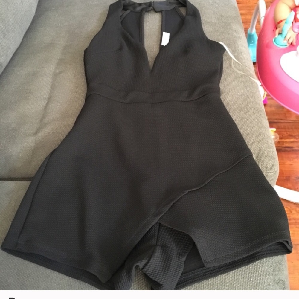 Romper - Picture 2 of 2